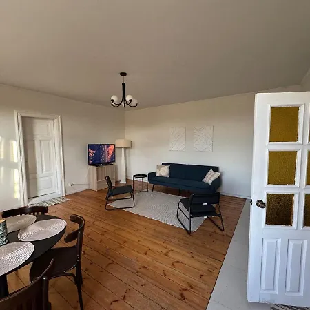 Butas Cozy Flat With Your Personal Garden In Center *